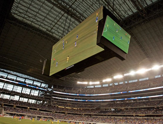 The new giant display in Cowboys Stadium has an altitude problem.