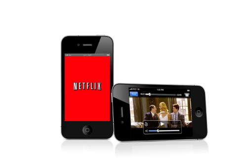 Netflix streaming is now available through a free app on the Apple iPhone and iPod Touch.
