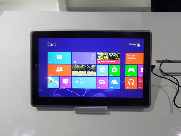 Running a touchscreen OS on a notebook isn't the same thing as running it on a tablet...