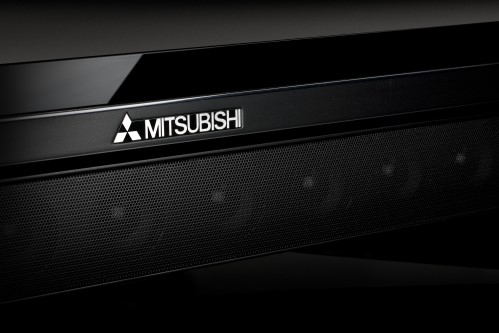 The new Unisen LCD HDTVs from Mitsubishi have an amazing 16-speaker array technology.