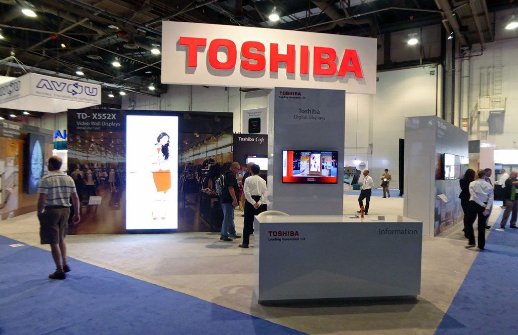 Toshiba has re-entered the super-competitive world of display walls...a market they once dominated 20 year ago.