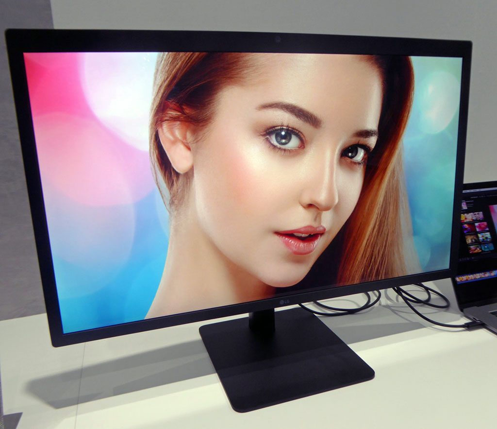 LG's 27-inch PC monitor has an amazing 5120x2880 pixels of resolution - that's right, 5K. 