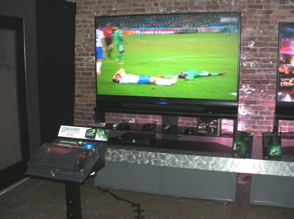 HDTV Expert - Memo to 3D TV manufacturers: First, you build the highway. Then, you build the cars!
