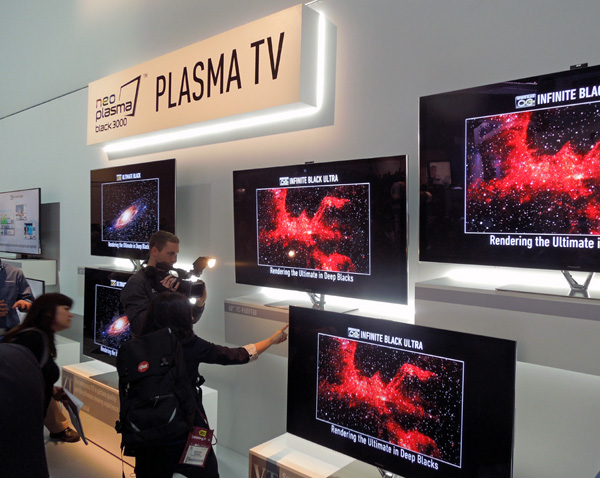 Panasonic's NEO plasma TVs make drop-dead beautiful pictures. So how come most people still buy LCD TVs?