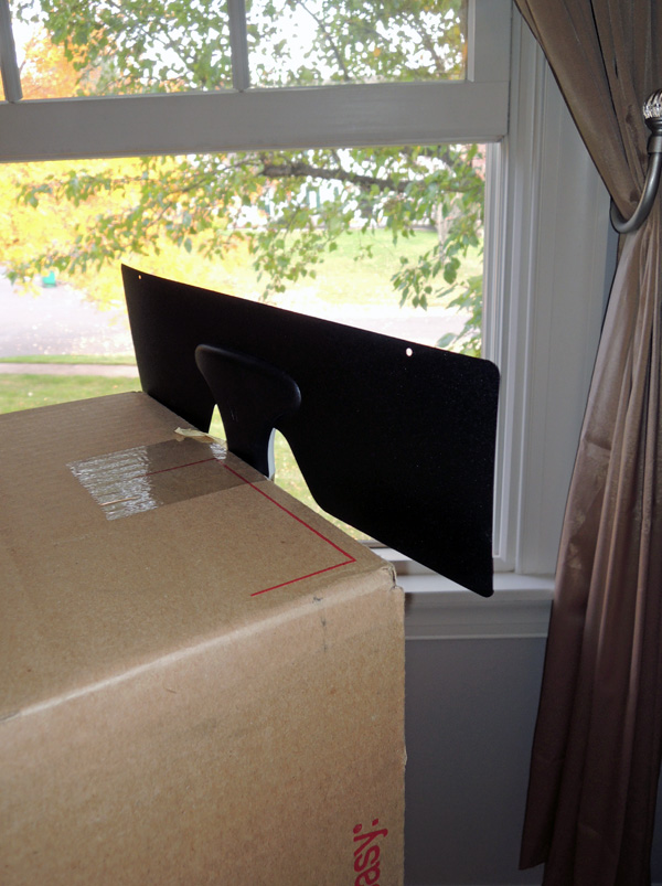 Mohu's Leaf Metro is very reasonably priced and doesn't take up much room.