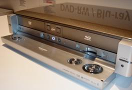Sharp BD-HD100 Blu-ray recorder